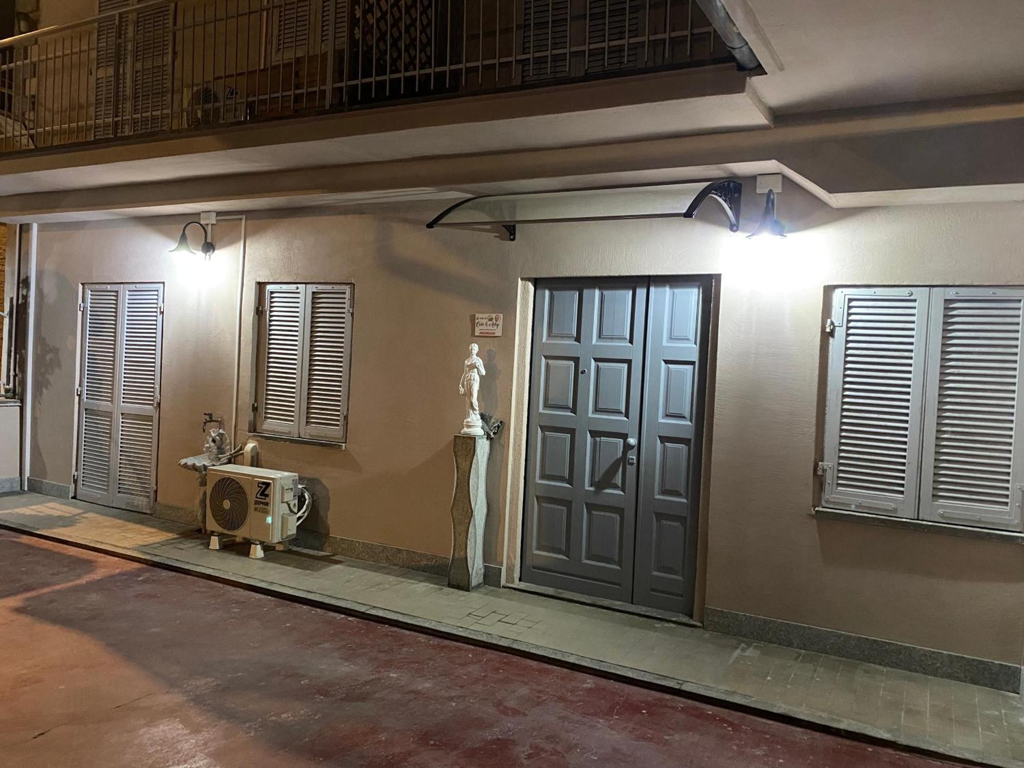 La Casa Di Cate & Adry Bed and Breakfast Envie Buitenkant foto